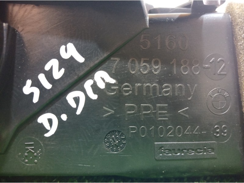 Recambio de rejilla aireadora para bmw serie 1 berlina (e81/e87) 118d referencia OEM IAM 705918812 705918812 705918812