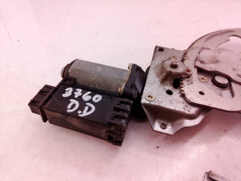 Recambio de elevalunas delantero derecho para peugeot 406 coupe (s1/s2) 2.0 referencia OEM IAM ZU03140200 ZU03140200 ZU03140200