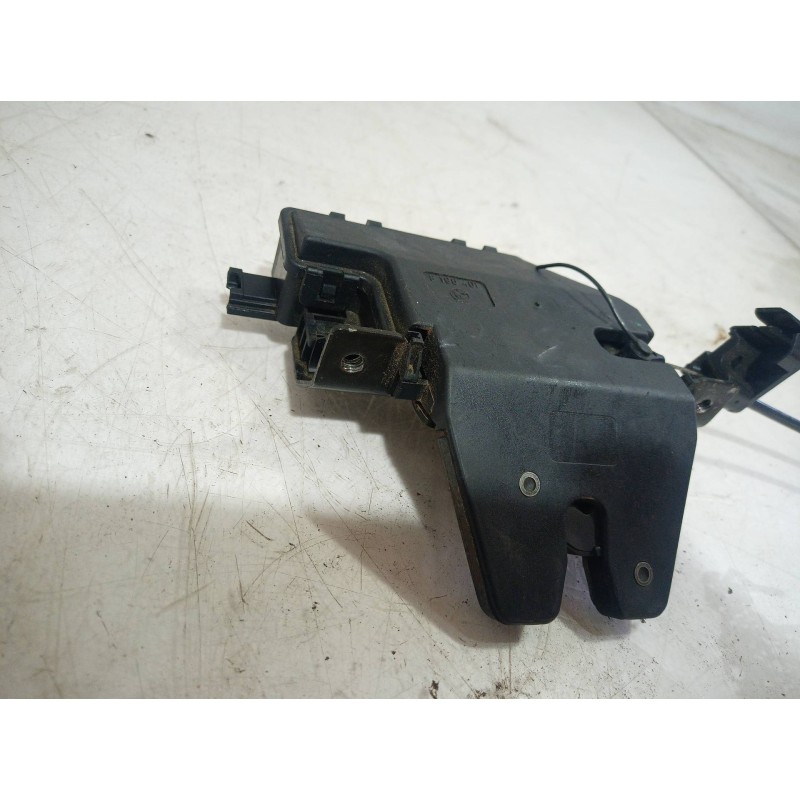 Recambio de cerradura maletero / porton para bmw serie 1 berlina (e81/e87) referencia OEM IAM 8196401 8196401 8196401