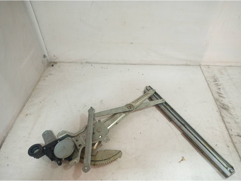 Recambio de elevalunas delantero derecho para suzuki swift berlina (mz) referencia OEM IAM 8343063J00 8343063J00 8343063J00