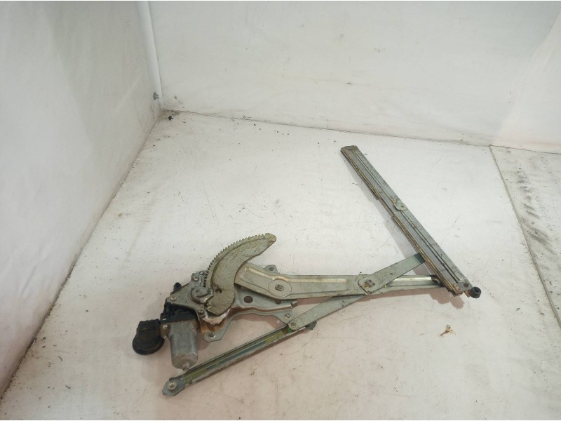 Recambio de elevalunas delantero derecho para suzuki swift berlina (mz) referencia OEM IAM 8343063J00 8343063J00 8343063J00