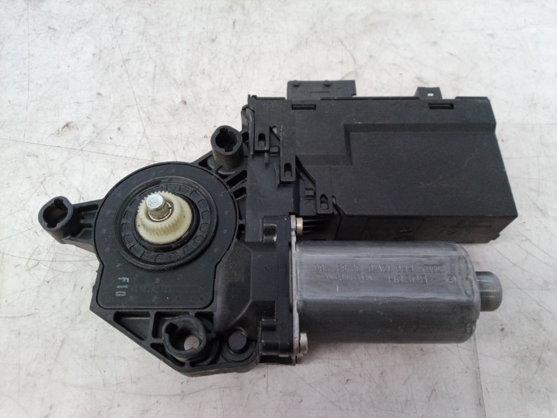 Recambio de motor elevalunas delantero derecho para peugeot 307 break / sw (s1) break xr referencia OEM IAM 9634457480 963445748
