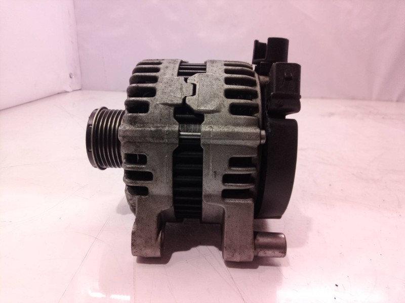 Recambio de alternador para ford s-max (ca1) trend referencia OEM IAM 6G9N10300XC 6G9N10300 0121615009