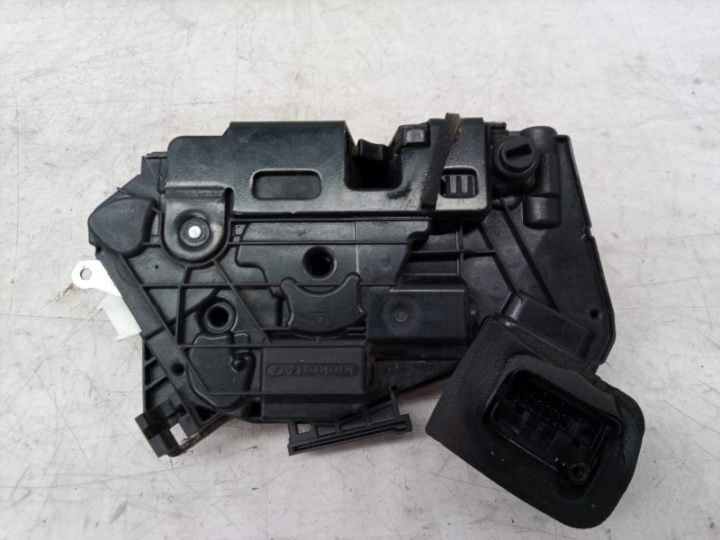 Recambio de cerradura puerta trasera izquierda para volkswagen polo (6r1) advance referencia OEM IAM 5K4839015F 5K4839015F 5K483