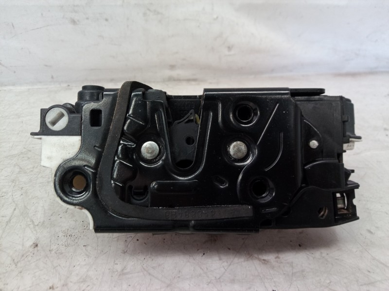 Recambio de cerradura puerta trasera izquierda para volkswagen polo (6r1) advance referencia OEM IAM 5K4839015F 5K4839015F 5K483