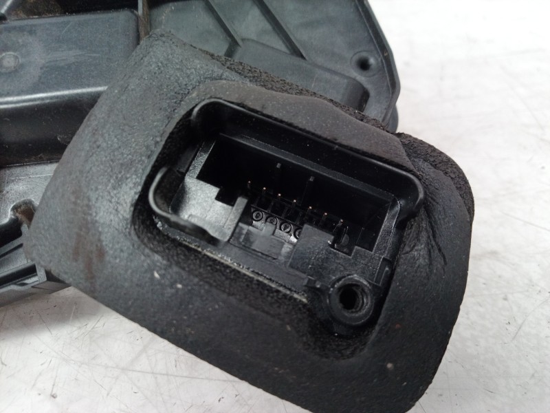 Recambio de cerradura puerta trasera izquierda para volkswagen polo (6r1) advance referencia OEM IAM 5K4839015F 5K4839015F 5K483