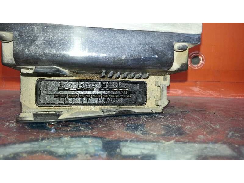 Recambio de abs para audi a4 berlina (b5) 1.9 tdi referencia OEM IAM 8D0614111  