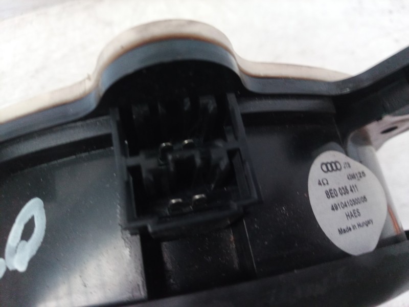 Recambio de altavoz para seat cordoba berlina (6l2) stella referencia OEM IAM 8E0035411 8E0035411 8E0035411