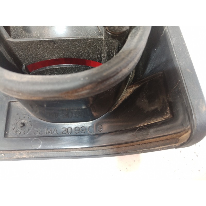 Recambio de piloto trasero izquierdo para renault rapid/express (f40) 1.3 transporte / t 54 (f406) referencia OEM IAM 20990G 209