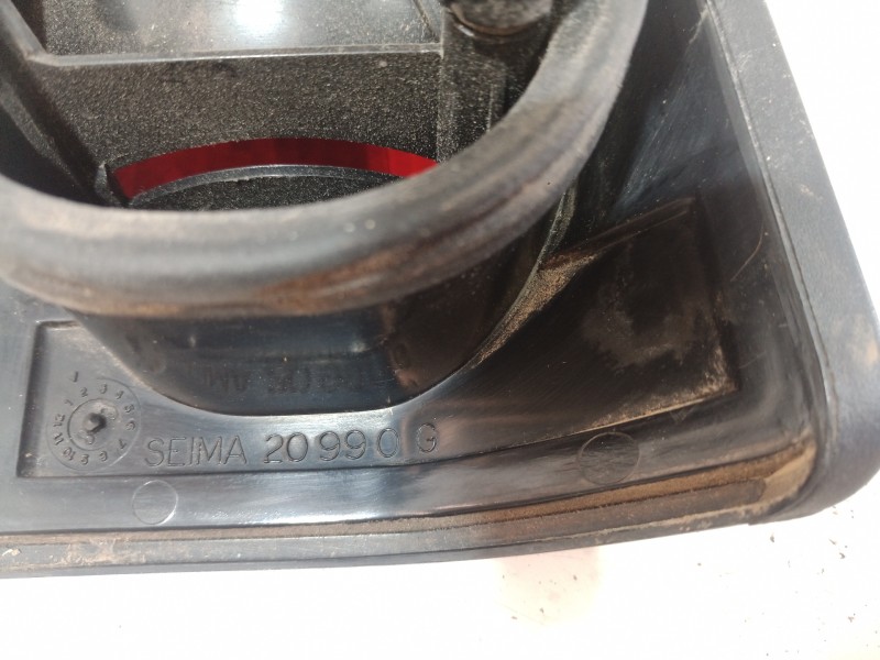Recambio de piloto trasero izquierdo para renault rapid/express (f40) 1.3 transporte / t 54 (f406) referencia OEM IAM 20990G 209