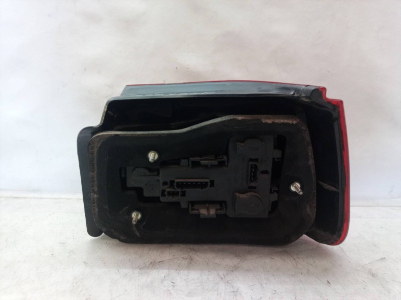 Recambio de piloto trasero izquierdo para seat ibiza (6k1) signo referencia OEM IAM 6K6945111G  