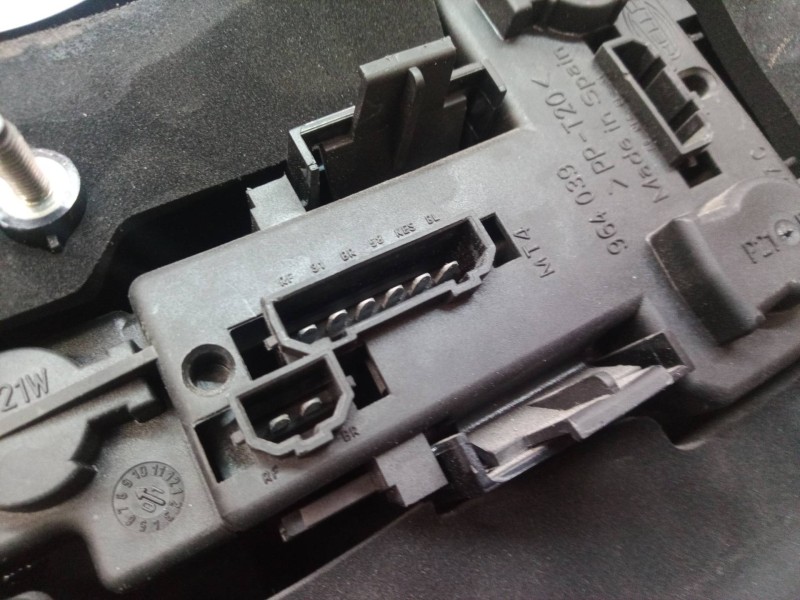 Recambio de piloto trasero izquierdo para seat ibiza (6k1) signo referencia OEM IAM 6K6945111G  