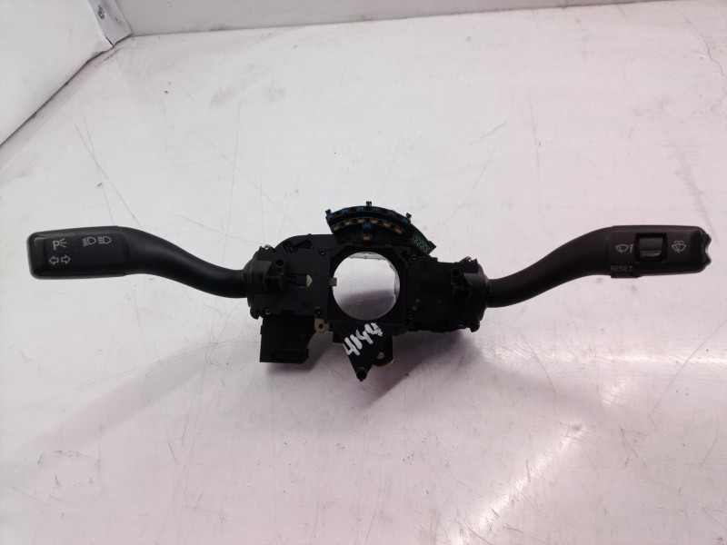 Recambio de mando multifuncion para audi a4 berlina (8e) 1.9 tdi (96kw) referencia OEM IAM 8E0953549S 8E0953549 05114412