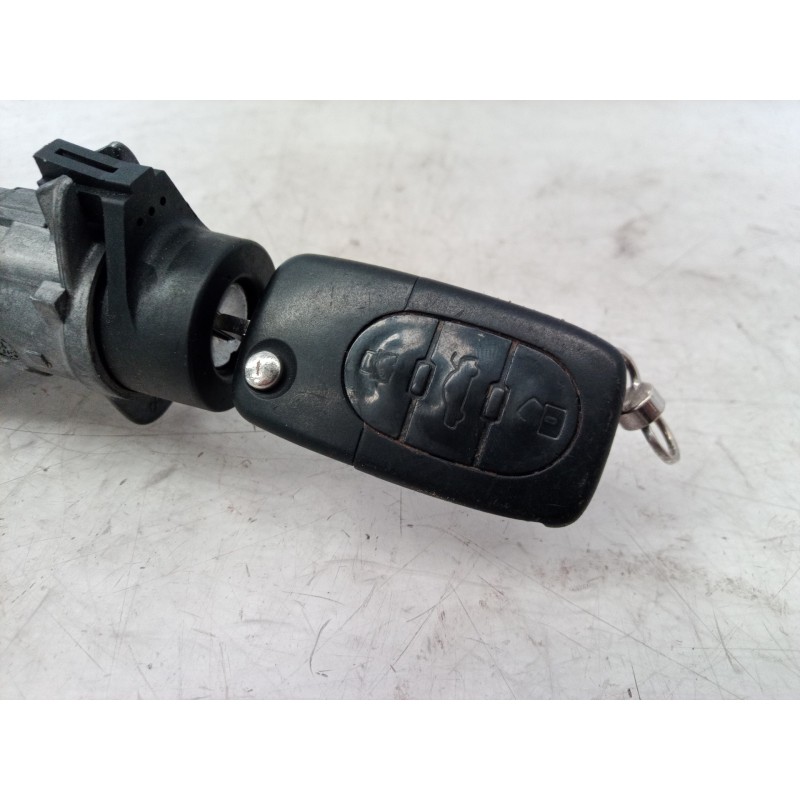 Recambio de conmutador de arranque para audi a4 berlina (8e) 1.9 tdi (96kw) referencia OEM IAM 4B0905851 4B0905851 4B0905851