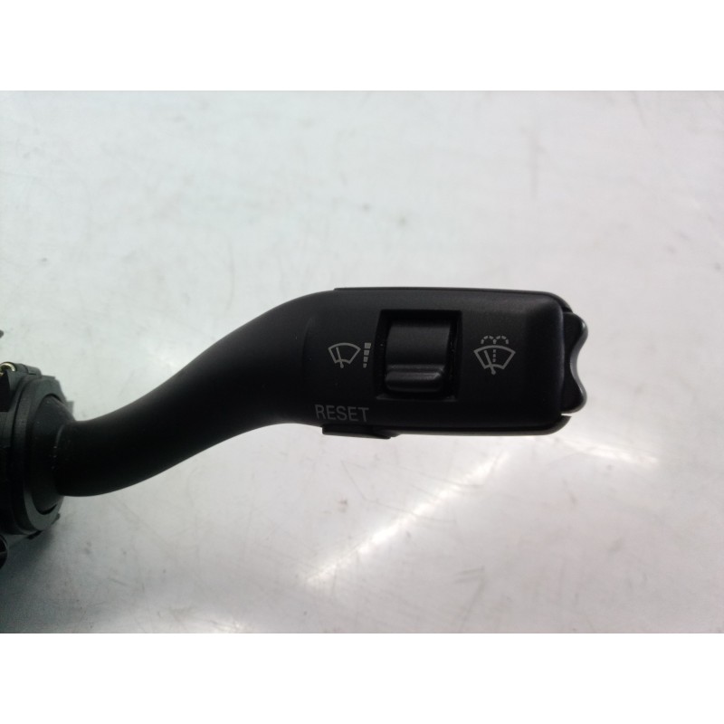 Recambio de mando multifuncion para audi a4 berlina (8e) 1.9 tdi (96kw) referencia OEM IAM 8E0953549S 8E0953549 05114412