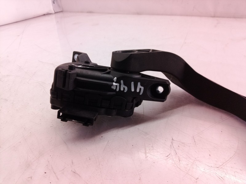 Recambio de potenciometro pedal para audi a4 berlina (8e) 1.9 tdi (96kw) referencia OEM IAM 8E1723523 8E1723523 6PV00837600