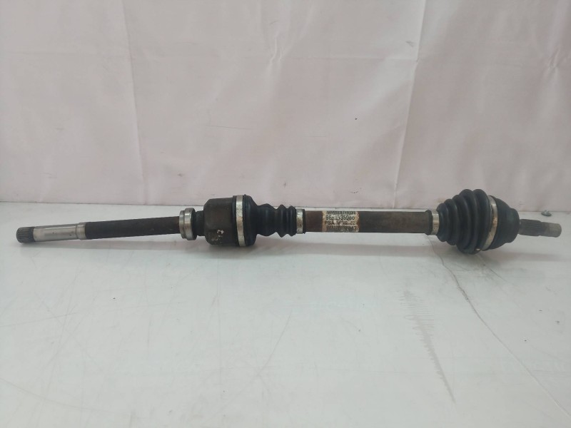 Recambio de transmision delantera derecha para peugeot 207 sw confort referencia OEM IAM 9656135080 9656135080 9656135080