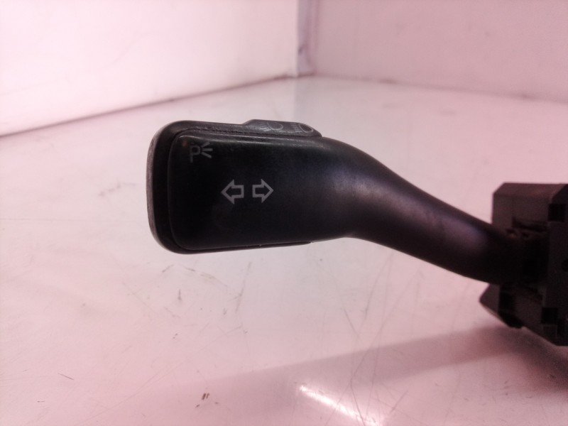 Recambio de mando multifuncion para volkswagen passat berlina (3b2) comfortline referencia OEM IAM 8L0953513 8L0953513 K03012020