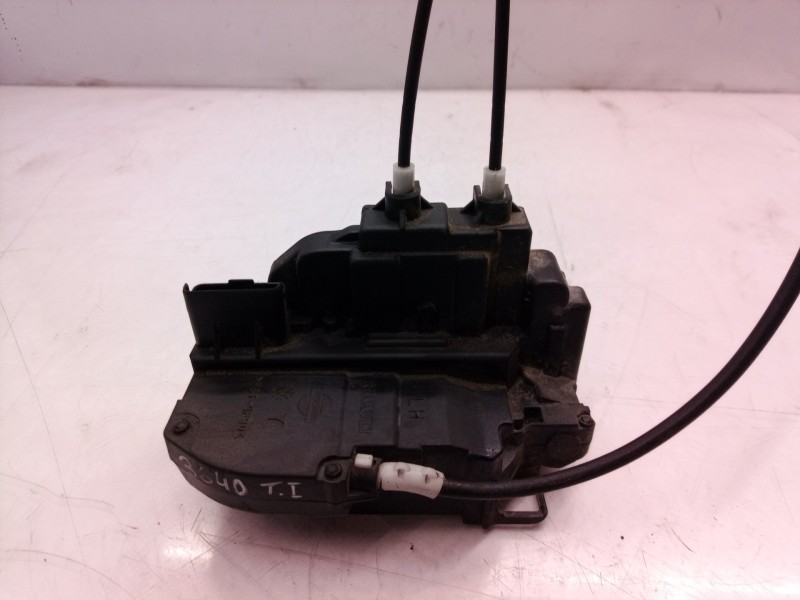 Recambio de cerradura puerta trasera izquierda para nissan murano (z50) básico referencia OEM IAM 82501CA02B  