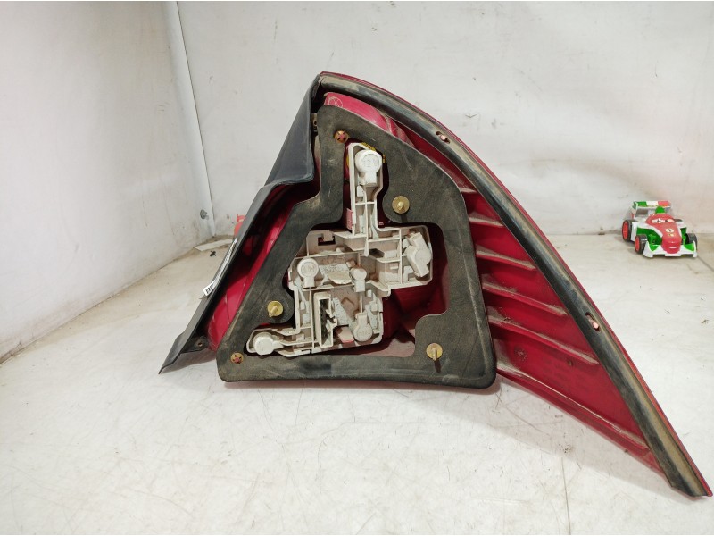 Recambio de piloto trasero izquierdo para ford mondeo berlina (ge) referencia OEM IAM 1S7113405A 1S7113405A 1S7113405