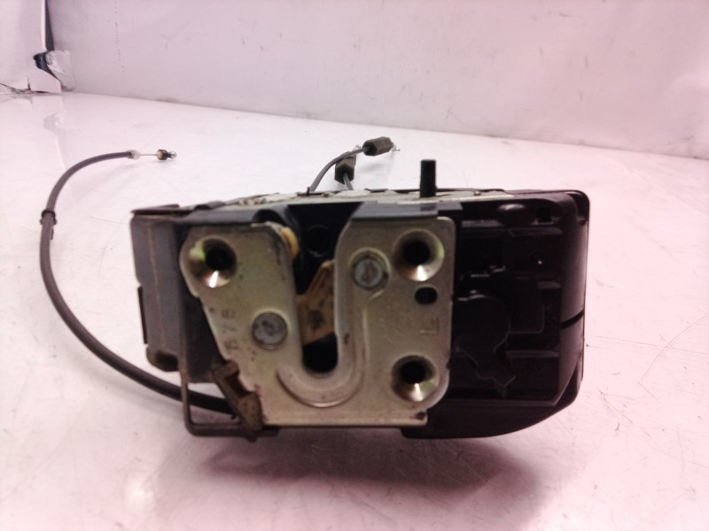 Recambio de cerradura puerta trasera izquierda para nissan murano (z50) básico referencia OEM IAM 82501CA02B  