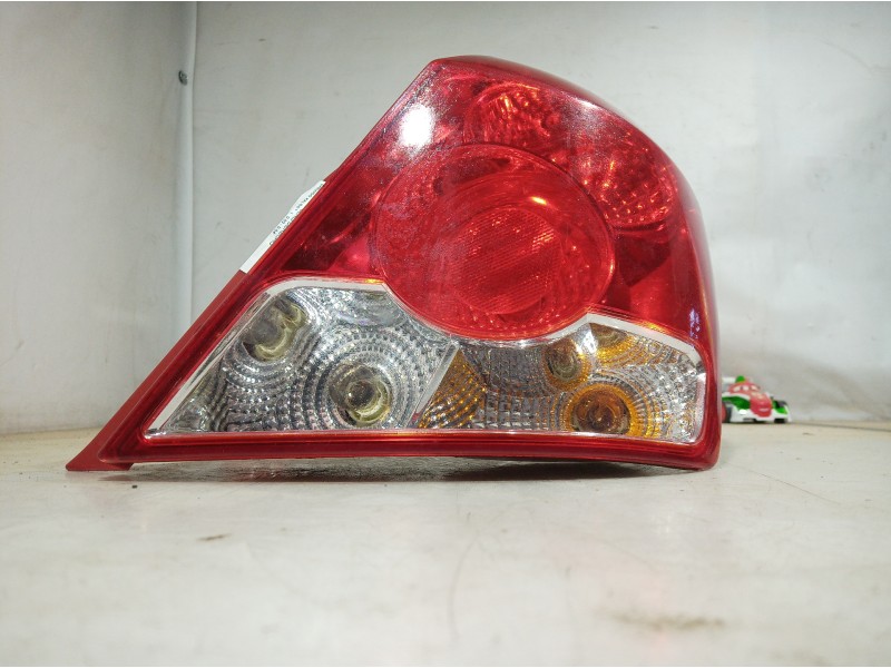 Recambio de piloto trasero derecho para daewoo kalos referencia OEM IAM 082221908R 082221908R 082221908