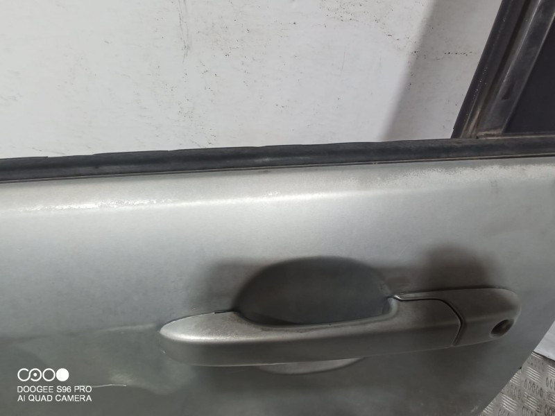 Recambio de puerta delantera izquierda para honda cr-v (rd8) es referencia OEM IAM   