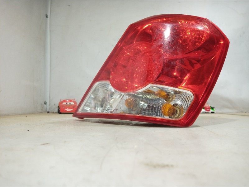 Recambio de piloto trasero derecho para daewoo kalos referencia OEM IAM 082221908R 082221908R 082221908