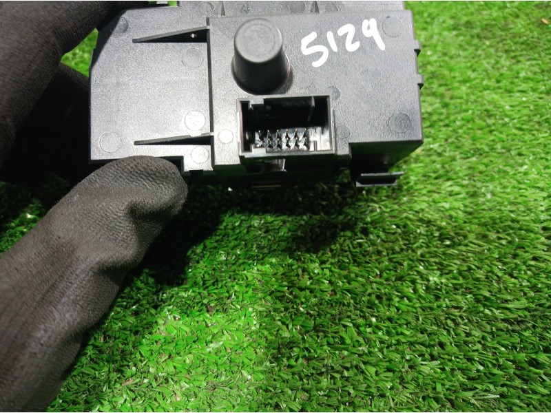 Recambio de mando luces para bmw serie 1 berlina (e81/e87) 118d referencia OEM IAM 6932794 6932794 6932794