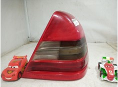 Recambio de piloto trasero derecho para mercedes-benz clase c (w202) berlina referencia OEM IAM 2028201064R 2028201064R 20282010