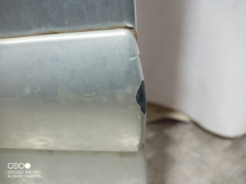 Recambio de puerta delantera izquierda para honda cr-v (rd8) es referencia OEM IAM   