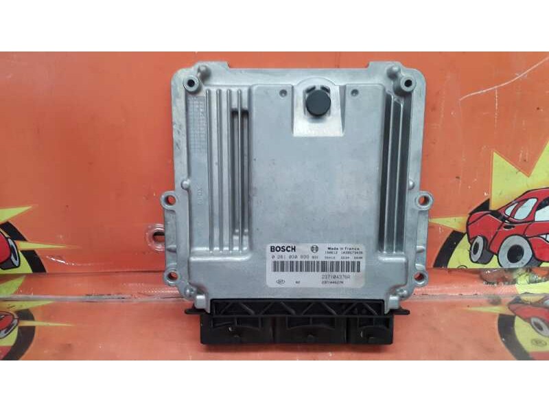 Recambio de centralita motor uce para renault kangoo ii break referencia OEM IAM 0281030899 237104376R 0281030899