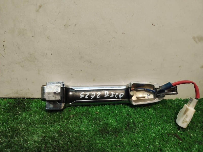 Recambio de maneta exterior delantera izquierda para peugeot 108 active referencia OEM IAM   