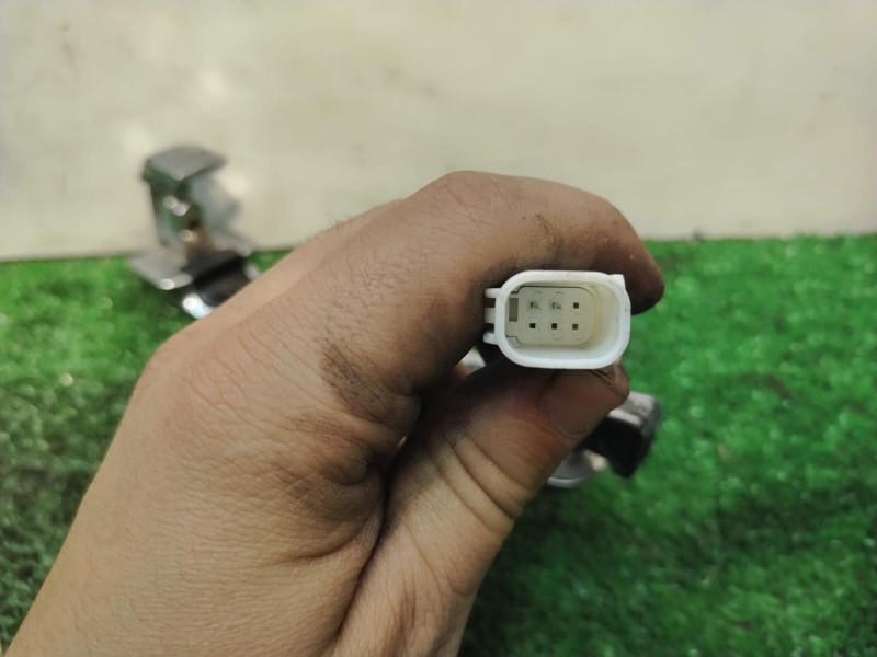 Recambio de maneta exterior delantera izquierda para peugeot 108 active referencia OEM IAM   