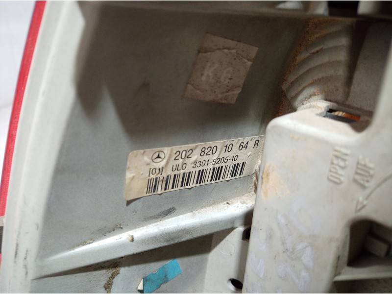 Recambio de piloto trasero derecho para mercedes-benz clase c (w202) berlina referencia OEM IAM 2028201064R 2028201064R 20282010