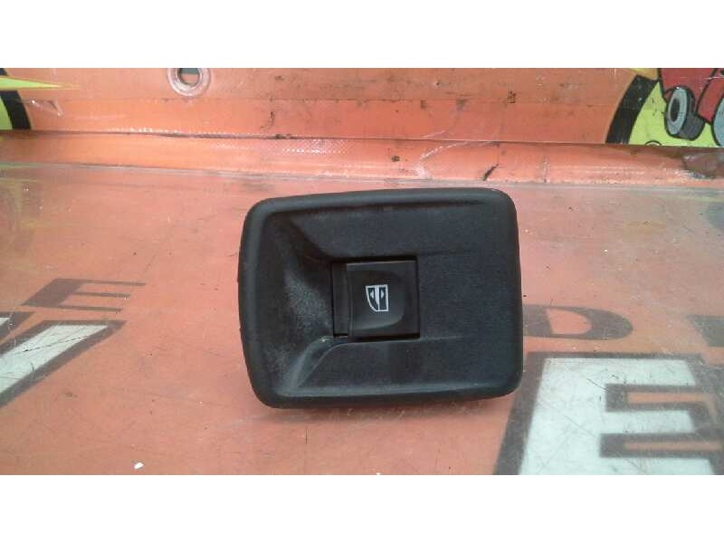 Recambio de mando elevalunas delantero derecho para renault kangoo ii break referencia OEM IAM   