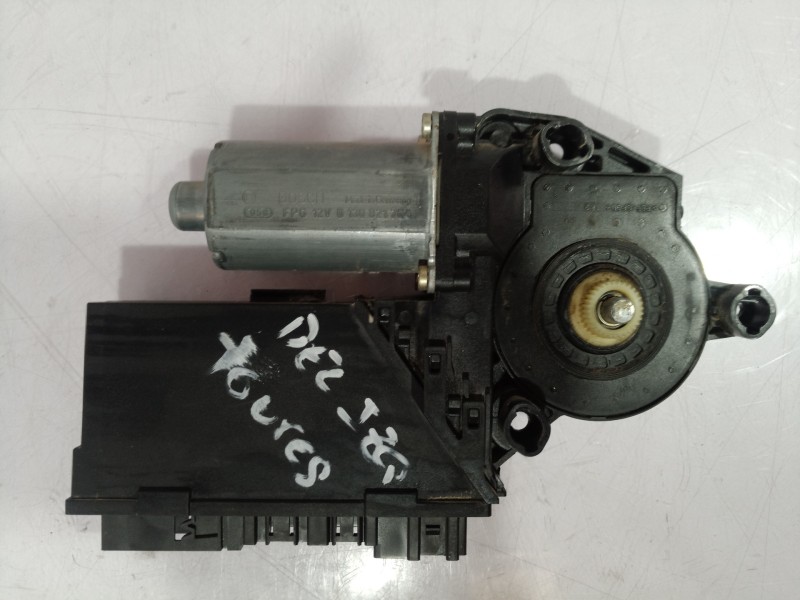 Recambio de motor elevalunas delantero izquierdo para volkswagen touareg (7l6) referencia OEM IAM 0130821764 0130821764 01308217