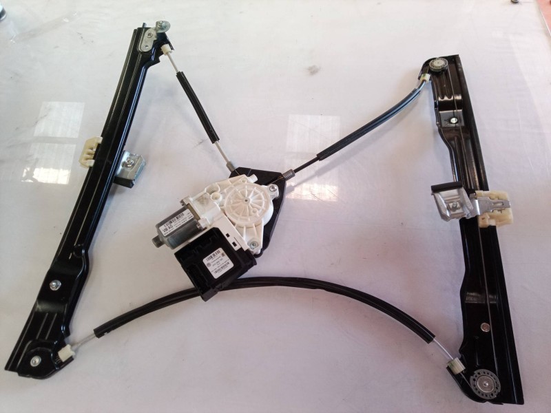 Recambio de elevalunas delantero izquierdo para volkswagen caddy ocio maxi outdoor bmt referencia OEM IAM 5K0959793 2K5959701 5K