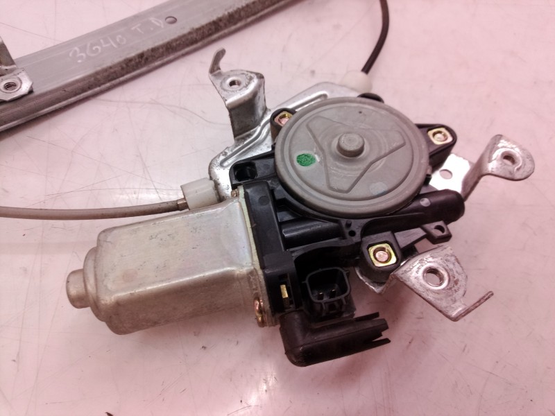 Recambio de elevalunas trasero derecho para nissan murano (z50) básico referencia OEM IAM 8073089915 8073089915 8073089915