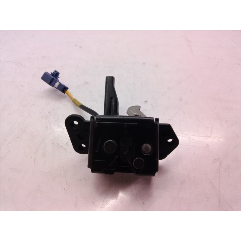 Recambio de cerradura maletero / porton para toyota yaris active referencia OEM IAM   