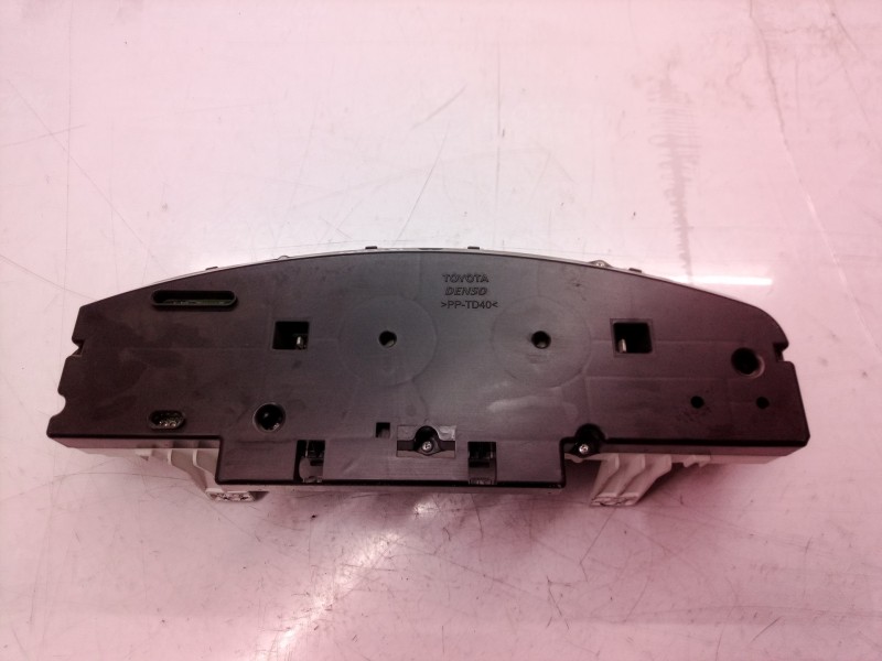 Recambio de cuadro instrumentos para toyota yaris active referencia OEM IAM 838000DG10 838000DG10 MB2574500202