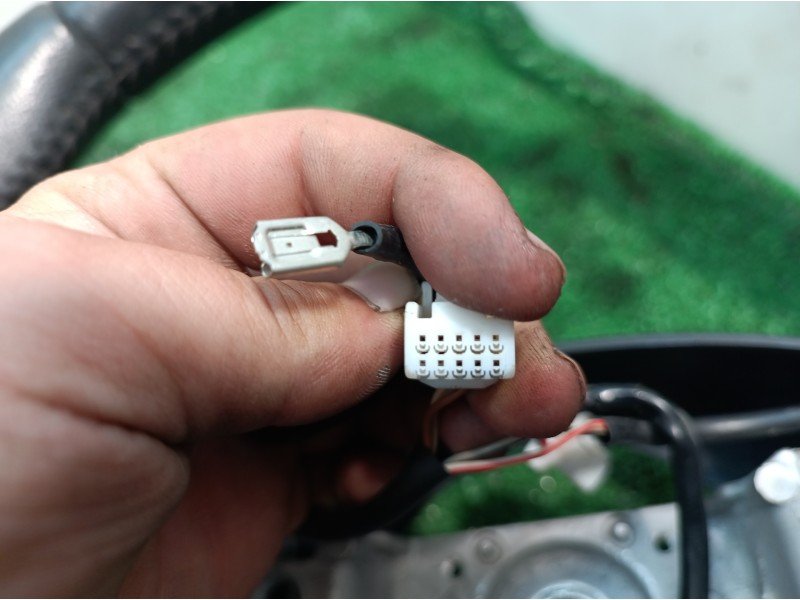 Recambio de volante para peugeot 108 active referencia OEM IAM 451000H060 451000H060 451000H060