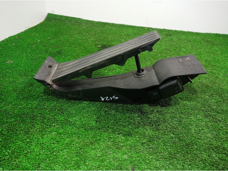 Recambio de potenciometro pedal para bmw serie 1 berlina (e81/e87) 118d referencia OEM IAM 3542677264601 3542677264601 354267726