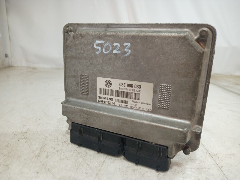 Recambio de centralita motor uce para volkswagen polo (9n1) conceptline referencia OEM IAM 5WP4016304 5WP4016304 03E906033