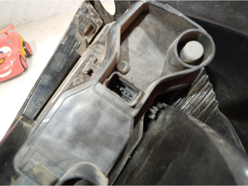 Recambio de piloto trasero izquierdo para renault megane ii berlina 5p referencia OEM IAM 89398361 89398361 89398361