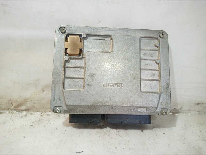 Recambio de centralita motor uce para volkswagen polo (9n1) conceptline referencia OEM IAM 5WP4016304 5WP4016304 03E906033