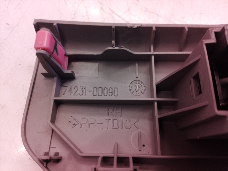 Recambio de mando elevalunas delantero derecho para toyota yaris active referencia OEM IAM 742310D090 742310D090 742310D090