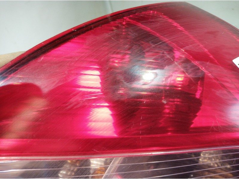 Recambio de piloto trasero izquierdo para renault megane ii berlina 5p referencia OEM IAM 89398361 89398361 89398361