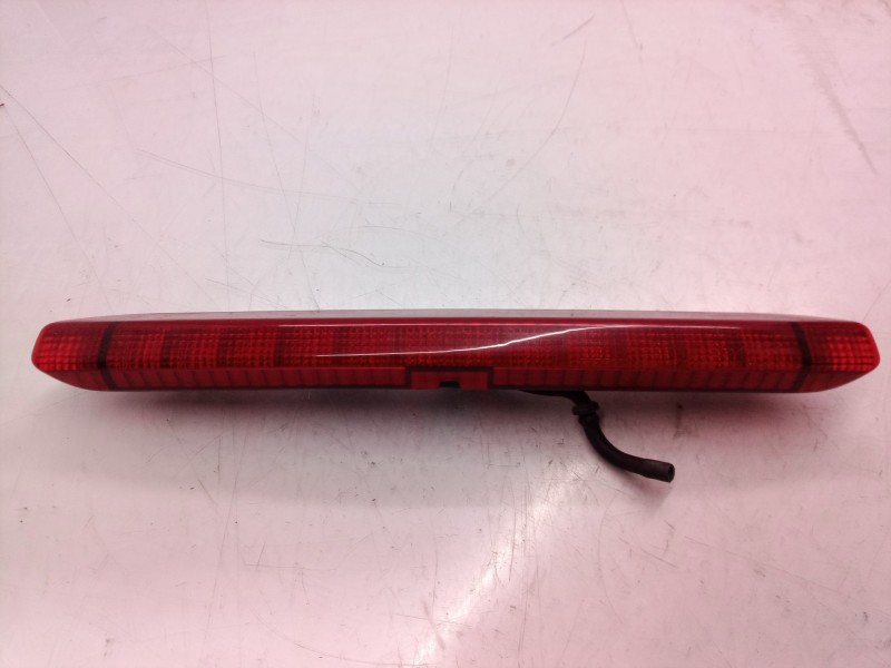 Recambio de luz central de freno para nissan murano (z50) básico referencia OEM IAM 26590CA00A  