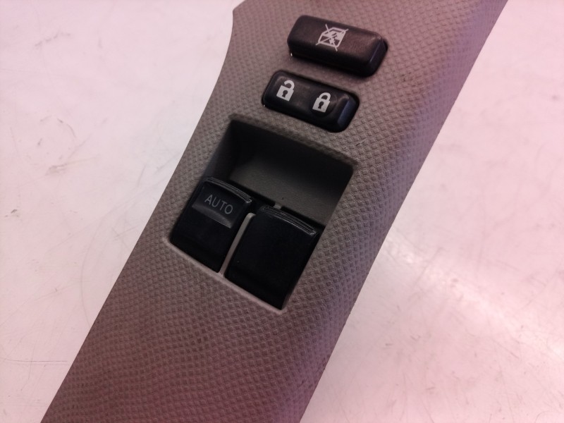 Recambio de mando elevalunas delantero izquierdo para toyota yaris active referencia OEM IAM 742320D110 742320D110 742320D110